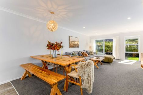 Photo of property in 53 Karearea Avenue, Kenepuru, Porirua, 5022