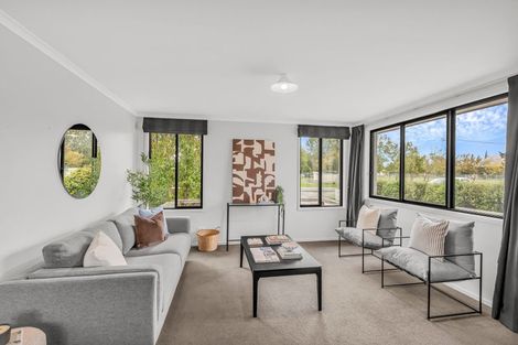 Photo of property in 30 Kent Street, Riversdale, 9776