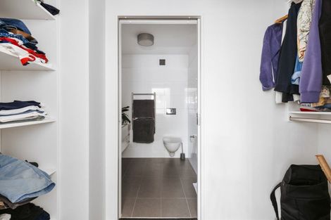 Photo of property in Vivaldi Apartments, 7/48 Marine Parade, Mount Maunganui, 3116