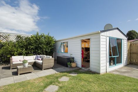 Photo of property in 47a Lyn Grove, Papamoa Beach, Papamoa, 3118