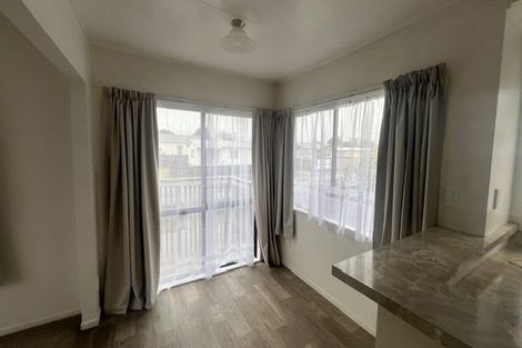 Photo of property in 9 Douglas Street, Levin, 5510