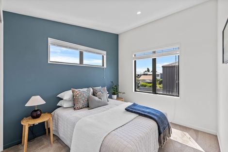Photo of property in 2/104 Burke Street, Sydenham, Christchurch, 8023