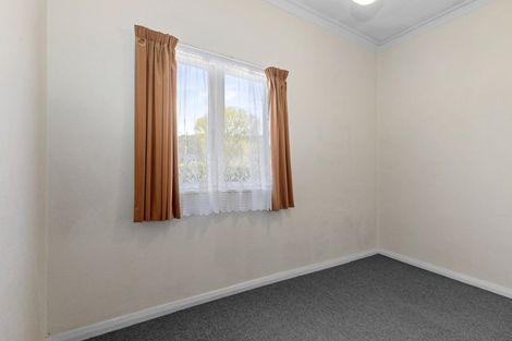 Photo of property in 194 Naenae Road, Naenae, Lower Hutt, 5011