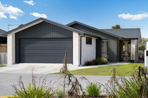 Photo of property in 11 Maara Close, Papamoa Beach, Papamoa, 3118
