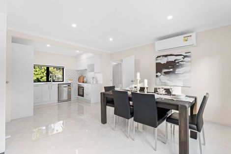 Photo of property in 65 Annett Road, Kumeu, 0891