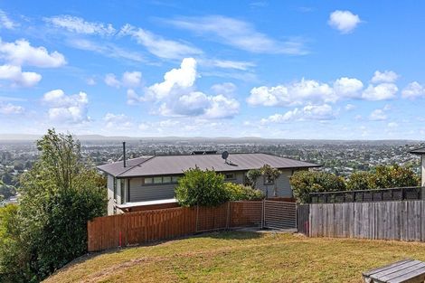 Photo of property in 100 Holliss Avenue, Cashmere, Christchurch, 8022