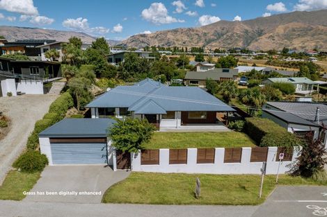 Photo of property in 191 Aubrey Road, Wanaka, 9305