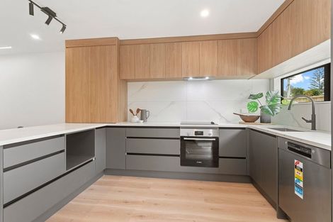 Photo of property in 7e Mildmay Road, Henderson, Auckland, 0610