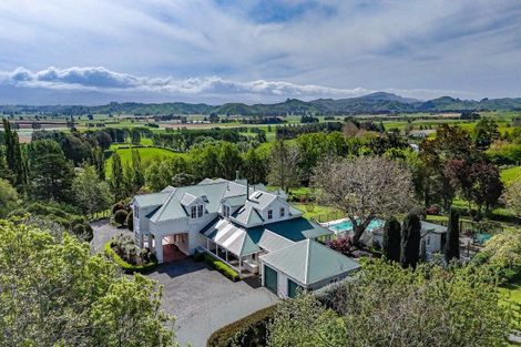 Photo of property in 8 Maungahina Road, Te Ore Ore, Masterton, 5886