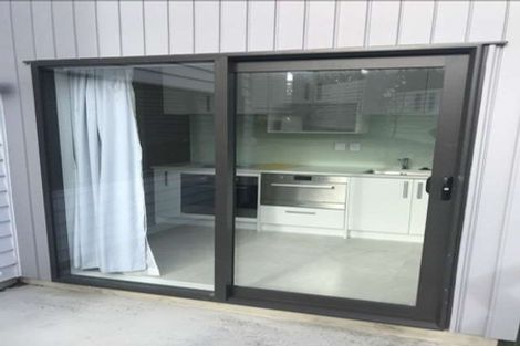 Photo of property in 2 Veneta Close, Flat Bush, Auckland, 2019