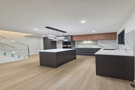 Photo of property in 28a Greenmeadows Avenue, Manurewa East, Auckland, 2102