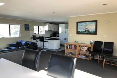 Photo of property in 56 Selwyn Street, Pohara, Takaka, 7183