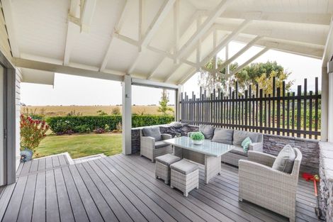 Photo of property in 20 Loveston Lane, Kelvin Grove, Palmerston North, 4470