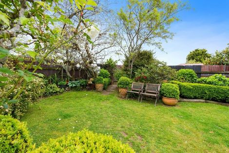 Photo of property in 165 Cambridge Street, Levin, 5510