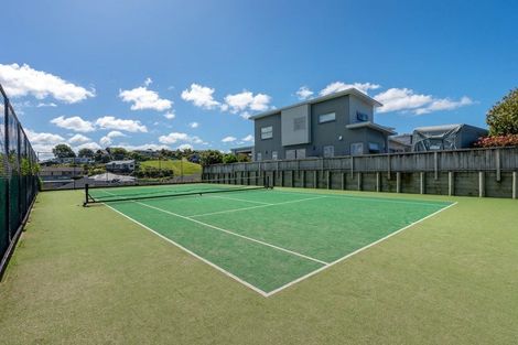 Photo of property in 17 Karauria Lane, Orewa, 0931