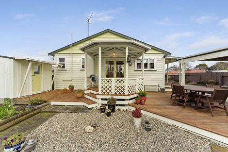 Photo of property in 1 Edward Street, Pahiatua, 4910