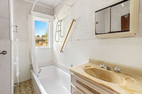 Photo of property in 154 Tawa Road, Kumeu, 0891