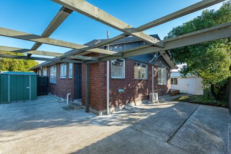 Photo of property in 2/11 Hersham Place, Bromley, Christchurch, 8062