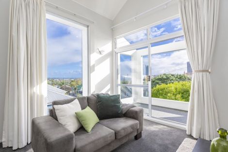 Photo of property in 10 Pompallier Terrace, Ponsonby, Auckland, 1011