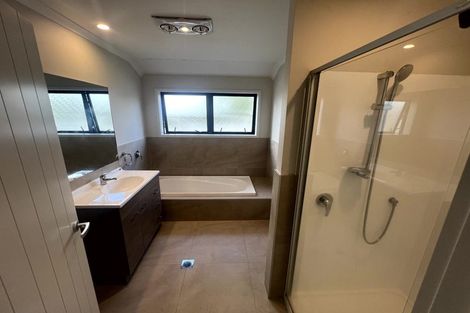 Photo of property in 9 Harris Road, Mount Wellington, Auckland, 1051