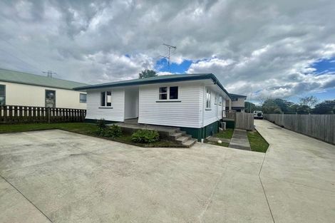 Photo of property in 57 Beaubank Road, Kelston, Auckland, 0602