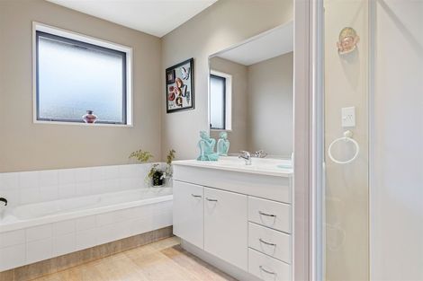 Photo of property in 43 Marsack Crescent, Halswell, Christchurch, 8025