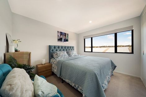 Photo of property in 45 Eileen Newey Place, Henderson, Auckland, 0612