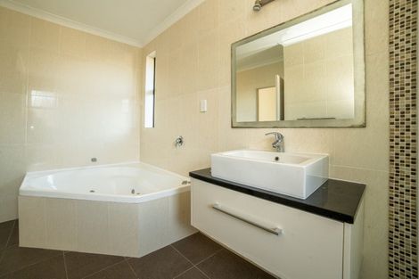 Photo of property in 7 Tulip Drive, Cambridge, 3434