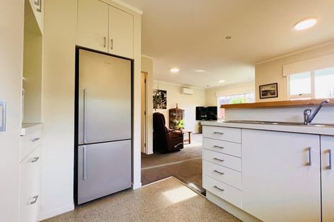 Photo of property in 4 Allman Drive, Coromandel, 3506