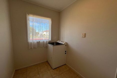 Photo of property in 57 Burundi Avenue, Clendon Park, Auckland, 2103
