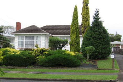 Photo of property in 66 Tiraumea Drive, Pakuranga, Auckland, 2010