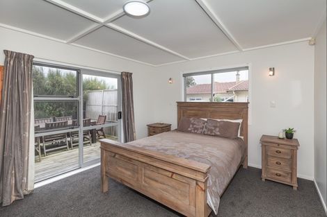 Photo of property in 63 Kahukura Avenue, Waitarere Beach, Levin, 5510