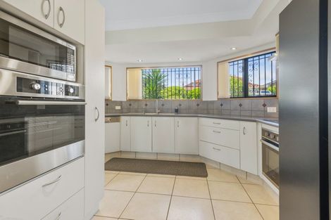 Photo of property in 15 Aurora Avenue, Welcome Bay, Tauranga, 3112