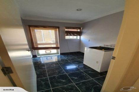 Photo of property in 18 Chippenham Grove, Churton Park, Wellington, 6037