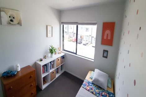 Photo of property in 86 Matawhanga Drive, Wattle Downs, Auckland, 2103