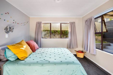 Photo of property in 2/77 Shakespeare Road, Bluff Hill, Napier, 4110