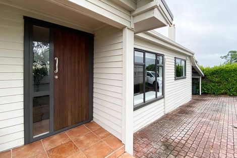Photo of property in 1/1 Paparoa Road, Cockle Bay, Auckland, 2014