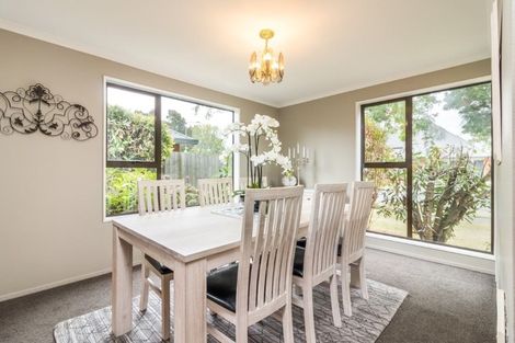 Photo of property in 66 Apsley Drive, Avonhead, Christchurch, 8042