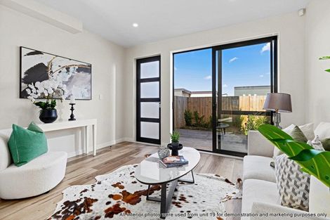 Photo of property in 7/86 Fred Taylor Drive, Westgate, Auckland, 0814