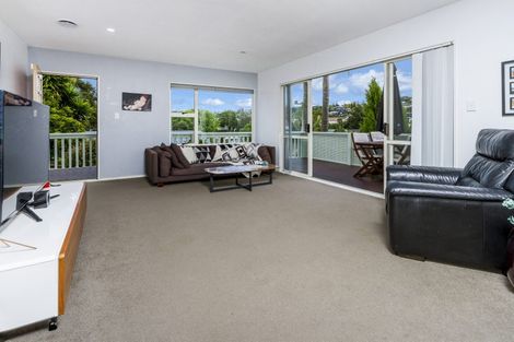 Photo of property in 2/70 Archers Road, Glenfield, Auckland, 0629