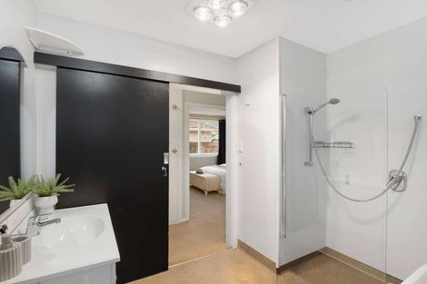 Photo of property in 250 Grimseys Road, Redwood, Christchurch, 8051