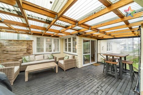 Photo of property in 1 Waldie Grove, Avalon, Lower Hutt, 5011