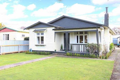 Photo of property in 10 Huxley Street, Pahiatua, 4910