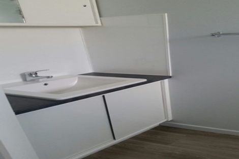 Photo of property in 3/174 Old Farm Road, Hamilton East, Hamilton, 3216