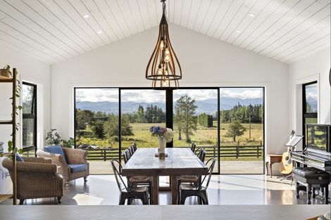 Photo of property in 106 Carters Line, Parkvale, Carterton, 5792