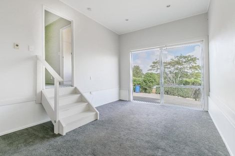 Photo of property in 28 Drome View Place, Beach Haven, Auckland, 0626