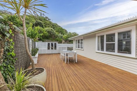 Photo of property in 84 Chester Road, Tawa, Wellington, 5028