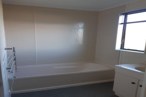 Photo of property in 297 Kingseat Road, Kingseat, Pukekohe, 2679