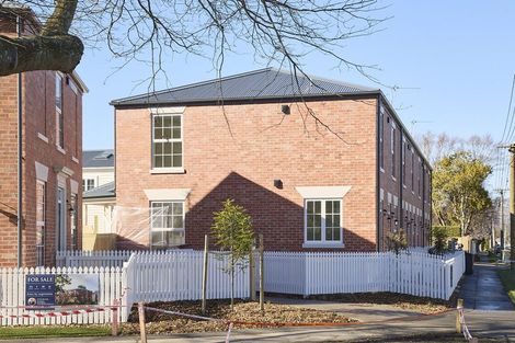 Photo of property in 32 Ensors Road, Opawa, Christchurch, 8023