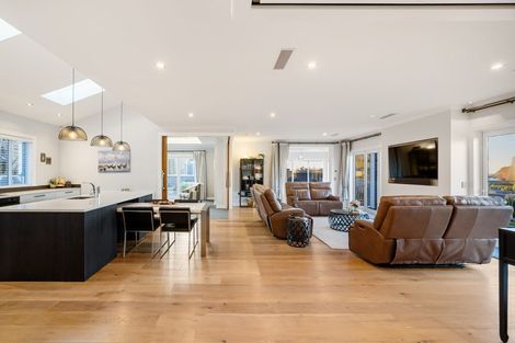 Photo of property in 6 Rushden Rise, Westmorland, Christchurch, 8025